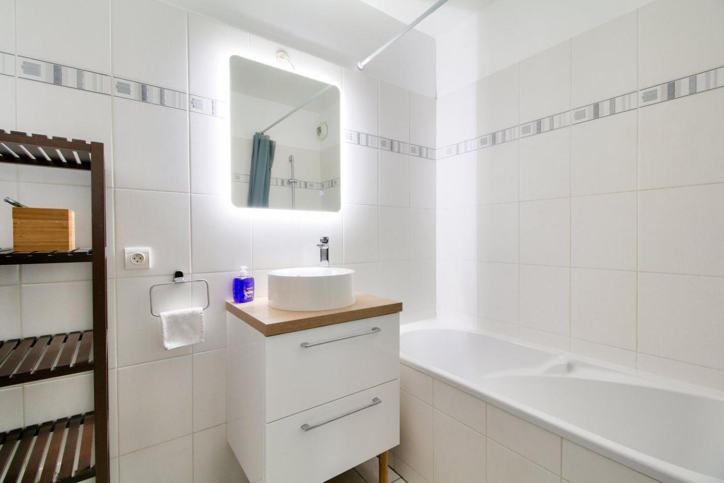 123Home-Loft & Spa Montevrain Ngoại thất bức ảnh